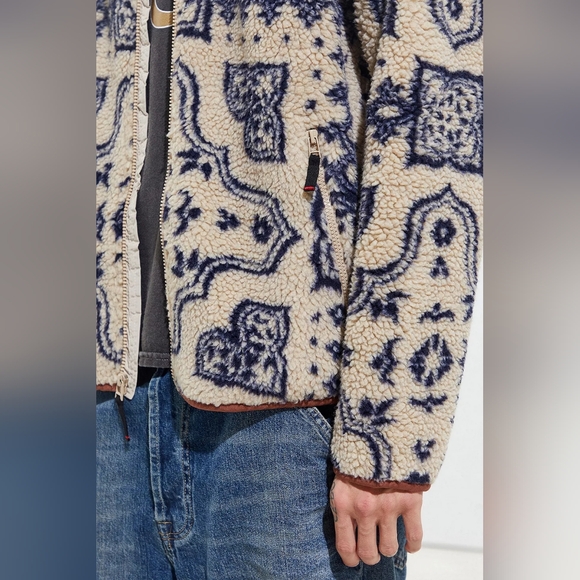 BDG Urban Outfitters damask sherpa zip up sweatshirt - Picture 9 of 10
